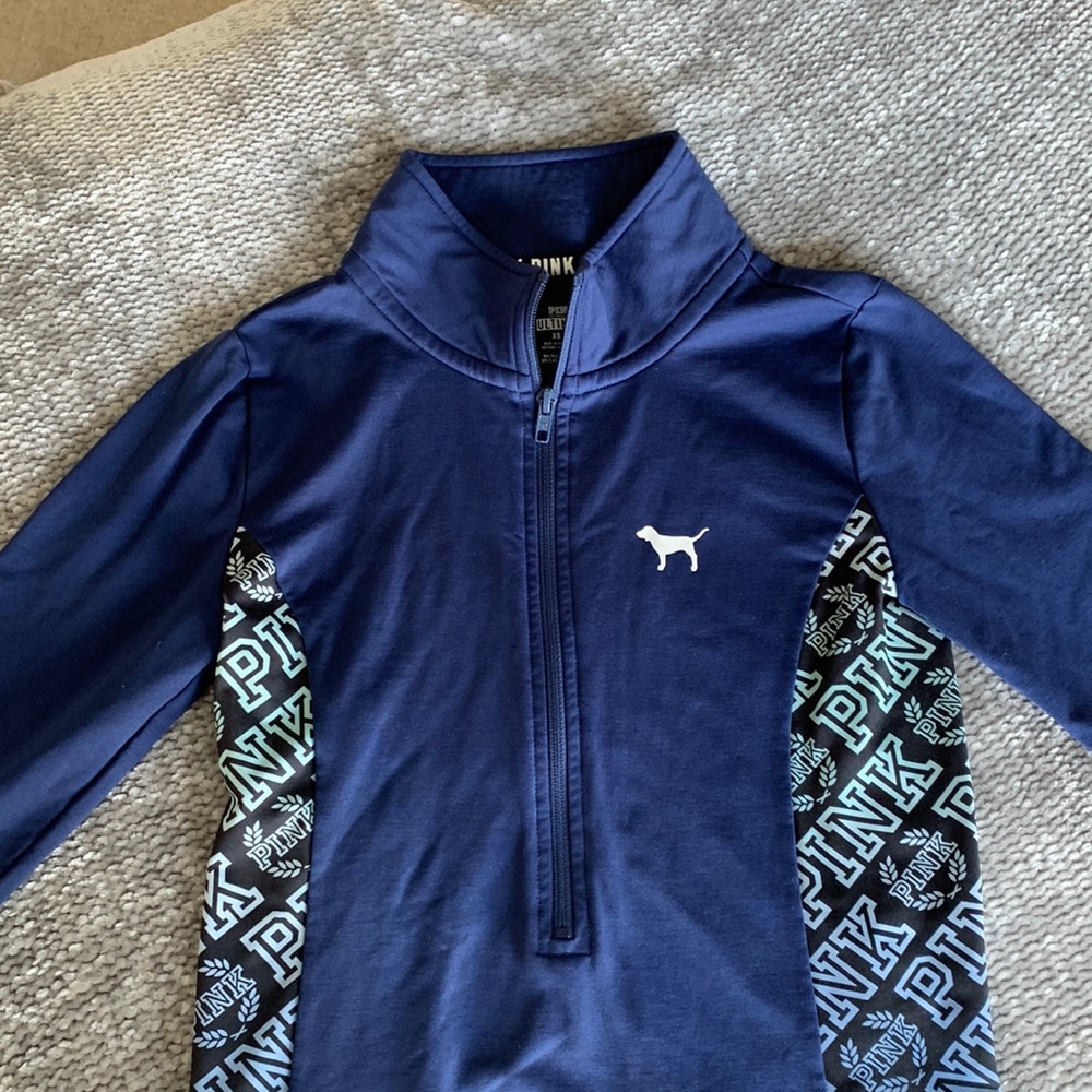 VS Pink Ultimate Athletic Half-Zip (XS)